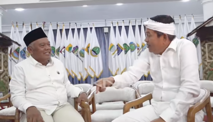Yai Mim bertemu Kang Dedi Mulyadi (KDM)